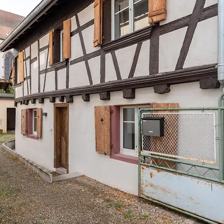 Les Hirondelles - Spacieux Et Typique Alsacien - Commerces A Proximite - Proche Selestat 度假居