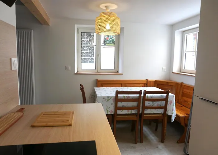 Les Hirondelles - Spacieux Et Typique Alsacien - Commerces A Proximite - Proche Selestat Holiday home *